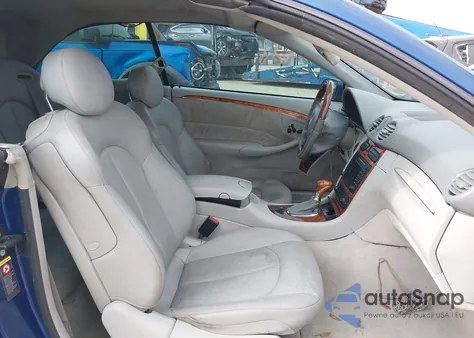 2004 Mercedes-Benz Clk 500 z USA, uszkodzony, nr VIN WDBTK75G64T023470